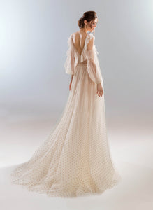 White Wind 'Amber Wind' Papilio Bridal RTW 0420-180 Ready To Wear European Bridal Wedding Gown Designer Philippines