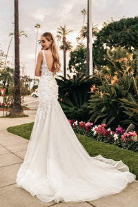 Los Angeles 'Bette' Elly Haute Couture RTW 068-485 Ready To Wear European Bridal Wedding Gown Designer Philippines