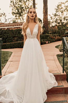 Los Angeles 'Leighton' Elly Haute Couture RTW 102-340 Ready To Wear European Bridal Wedding Gown Designer Philippines