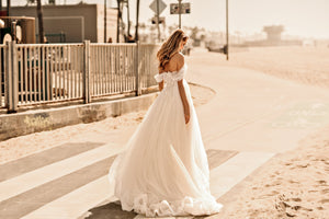 Los Angeles 'Catherine' Elly Haute Couture RTW 109-355 Ready To Wear European Bridal Wedding Gown Designer Philippines