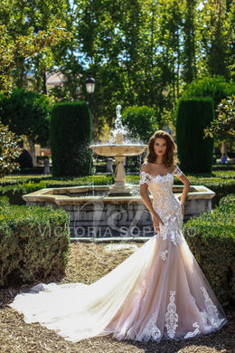 The One Collection 'Brenda' Victoria Soprano RTW 17518-356 Ready To Wear European Bridal Wedding Gown Designer Philippines