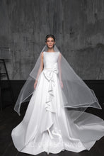 Load image into Gallery viewer, Chic Royal Collection &#39;Constance&#39; Victoria Soprano RTW 21019-270 Ready To Wear European Bridal Wedding Gown Designer Philippines