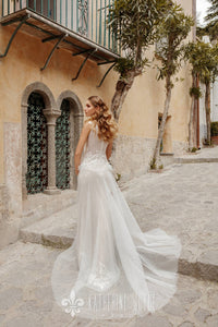 Napoli 'Greta' Katherine Joyce Paris RTW 16033-355 Ready To Wear European Bridal Wedding Gown Designer Philippines