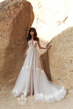 Load image into Gallery viewer, Wind Desert &#39;Khamu&#39; Katherine Joyce Paris RTW O 08-296 Ready To Wear European Bridal Wedding Gown Designer Philippines