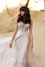 Load image into Gallery viewer, Wind Desert &#39;Khamu&#39; Katherine Joyce Paris RTW O 08-296 Ready To Wear European Bridal Wedding Gown Designer Philippines