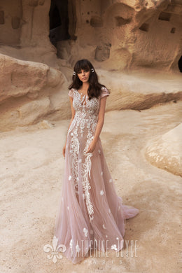 Wind Desert 'Monte' Katherine Joyce Paris RTW O 04-256 Ready To Wear European Bridal Wedding Gown Designer Philippines