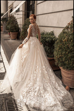 Load image into Gallery viewer, Muse in Naples &#39;Alfradita&#39; Katherine Joyce Paris RTW 07201-380 Ready To Wear European Bridal Wedding Gown Designer Philippines