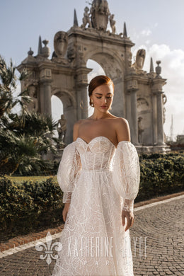 Muse in Naples 'Elizabet' Katherine Joyce Paris RTW 11201-450 Ready To Wear European Bridal Wedding Gown Designer Philippines