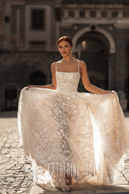 Muse in Naples 'Irena' Katherine Joyce Paris RTW 15201-670 Ready To Wear European Bridal Wedding Gown Designer Philippines