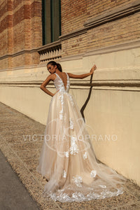 The One Collection 'Bella' Victoria Soprano RTW 15818-316 Ready To Wear European Bridal Wedding Gown Designer Philippines