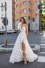 Load image into Gallery viewer, Star of Milan &#39;Reina&#39; Victoria Soprano RTW 24320-270 Ready To Wear European Bridal Wedding Gown Designer Philippines