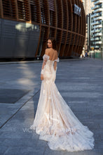 Load image into Gallery viewer, Star of Milan &#39;Shaina&#39; Victoria Soprano RTW 24020-365 Ready To Wear European Bridal Wedding Gown Designer Philippines