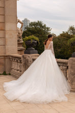 Load image into Gallery viewer, &#39;Diana&#39; Giovanna Alessandro Collection RTW 790