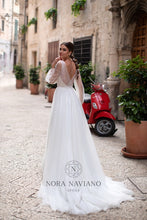 Load image into Gallery viewer, Italian Dream &#39;Marina&#39; Nora Naviano Sposa RTW 18319-297 Ready To Wear European Bridal Wedding Gown Designer Philippines