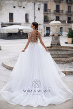 Load image into Gallery viewer, Italian Dream &#39;Matea&#39; Nora Naviano Sposa RTW 19001-318 Ready To Wear European Bridal Wedding Gown Designer Philippines