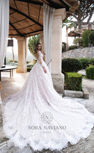 Load image into Gallery viewer, Voyage &#39;Viviette&#39; Nora Naviano Sposa RTW 18026-00 Ready To Wear European Bridal Wedding Gown Designer Philippines