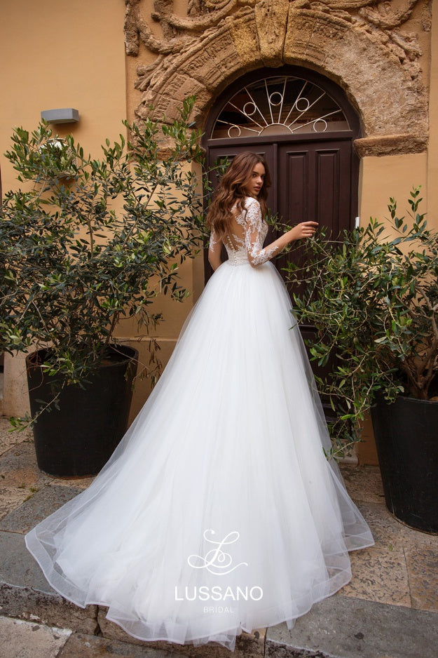 Sicilian Sky 'Bella' Lussano Bridal RTW 18038-403 Ready To Wear European Bridal Wedding Gown Designer Philippines