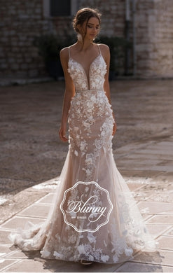 Blunny Collection 'Barcelona' Naviblue Bridal RTW 18293-430 Ready To Wear European Bridal Wedding Gown Designer Philippines