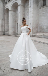 Blunny Collection 'Brady' Naviblue Bridal RTW 20015-400 Ready To Wear European Bridal Wedding Gown Designer Philippines