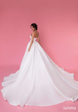 Load image into Gallery viewer, &#39;Julietta&#39; Oro Rosa Collection RTW 300