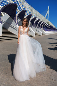 Valencia Dreams 'Lucy' Elly Haute Couture RTW MB-084-259 Ready To Wear European Bridal Wedding Gown Designer Philippines