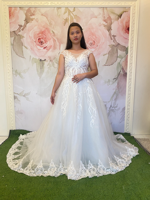 ON HAND sleeve less wedding ball gown Prasica