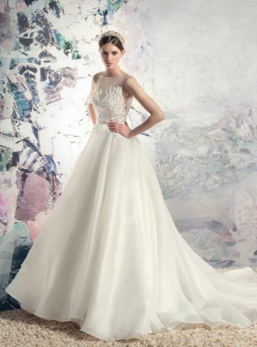 Papilio Bridal Wedding Dress SALE Collection RTW 1638-150 (Size 38)