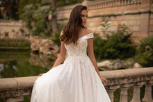 Load image into Gallery viewer, &#39;Rose&#39; Giovanna Alessandro Collection RTW 445