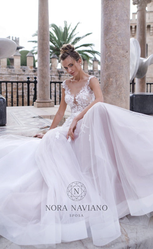 Voyage 'Vicentia' Nora Naviano Sposa RTW 18016 Ready To Wear European Bridal Wedding Gown Designer Philippines