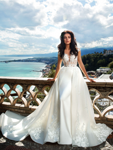 Load image into Gallery viewer, Taormina &#39;Ignazia&#39; Innocentia RTW INW 1910-400 Ready To Wear European Bridal Wedding Gown Designer Philippines