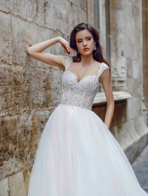 Alma De Valencia 'Valencia' Innocentia RTW INLI 2024-480 Ready To Wear European Bridal Wedding Gown Designer Philippines