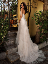 Load image into Gallery viewer, Taormina &#39;Antonietta&#39; Innocentia RTW INW 1904-360 Ready To Wear European Bridal Wedding Gown Designer Philippines