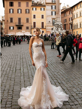 Load image into Gallery viewer, Roma &#39;Agrippina Minore&#39; Innocentia RTW INLI 1801-820 Ready To Wear European Bridal Wedding Gown Designer Philippines