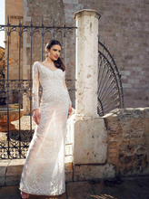 Load image into Gallery viewer, Alma De Valencia &#39;Adora&#39; Innocentia RTW INLI 2002-600 Ready To Wear European Bridal Wedding Gown Designer Philippines