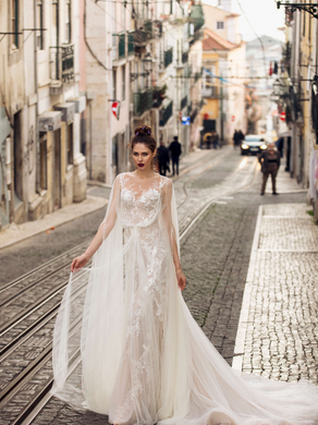 Lisboa 'Catalina De Austria' Innocentia RTW INLI 1905-1000 Ready To Wear European Bridal Wedding Gown Designer Philippines