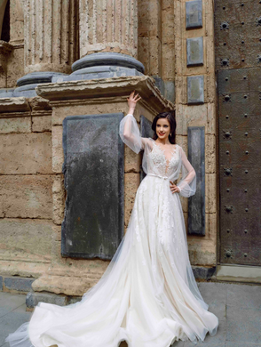 Alma De Valencia 'Mercedes' Innocentia RTW INLI 2016-520 Ready To Wear European Bridal Wedding Gown Designer Philippines