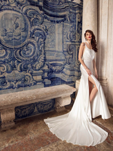 Load image into Gallery viewer, Lisboa &#39;Sofia De Neuburgo&#39; Innocentia RTW INLI 1916-600 Ready To Wear European Bridal Wedding Gown Designer Philippines