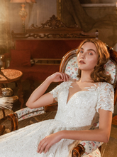 Load image into Gallery viewer, Memories  &#39;Yolande de Brienne&#39; Innocentia RTW INL2118-1680 Ready To Wear European Bridal Wedding Gown Designer Philippines