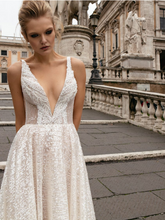 Load image into Gallery viewer, Roma &#39;Ottavia Minore&#39; Innocentia RTW INLI 1809-1100 Ready To Wear European Bridal Wedding Gown Designer Philippines