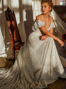 Memories  'Eleanor de Provence' Innocentia RTW INL2108-1080 Ready To Wear European Bridal Wedding Gown Designer Philippines