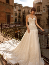 Load image into Gallery viewer, Sicilia &#39;Costanza di Aragona&#39; Innocentia RTW INL2005-1750 Ready To Wear European Bridal Wedding Gown Designer Philippines